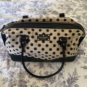 Kate spade polka dot duffle purse… with zipper great condition